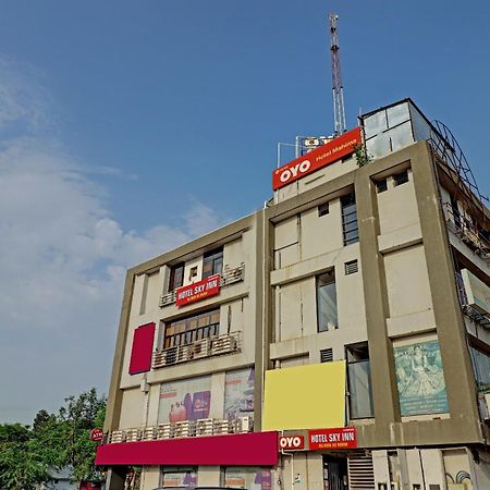 Oyo 11649 Hotel Mahima Gandhinagar Luaran gambar