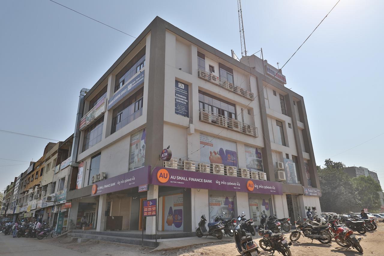 Oyo 11649 Hotel Mahima Gandhinagar Luaran gambar
